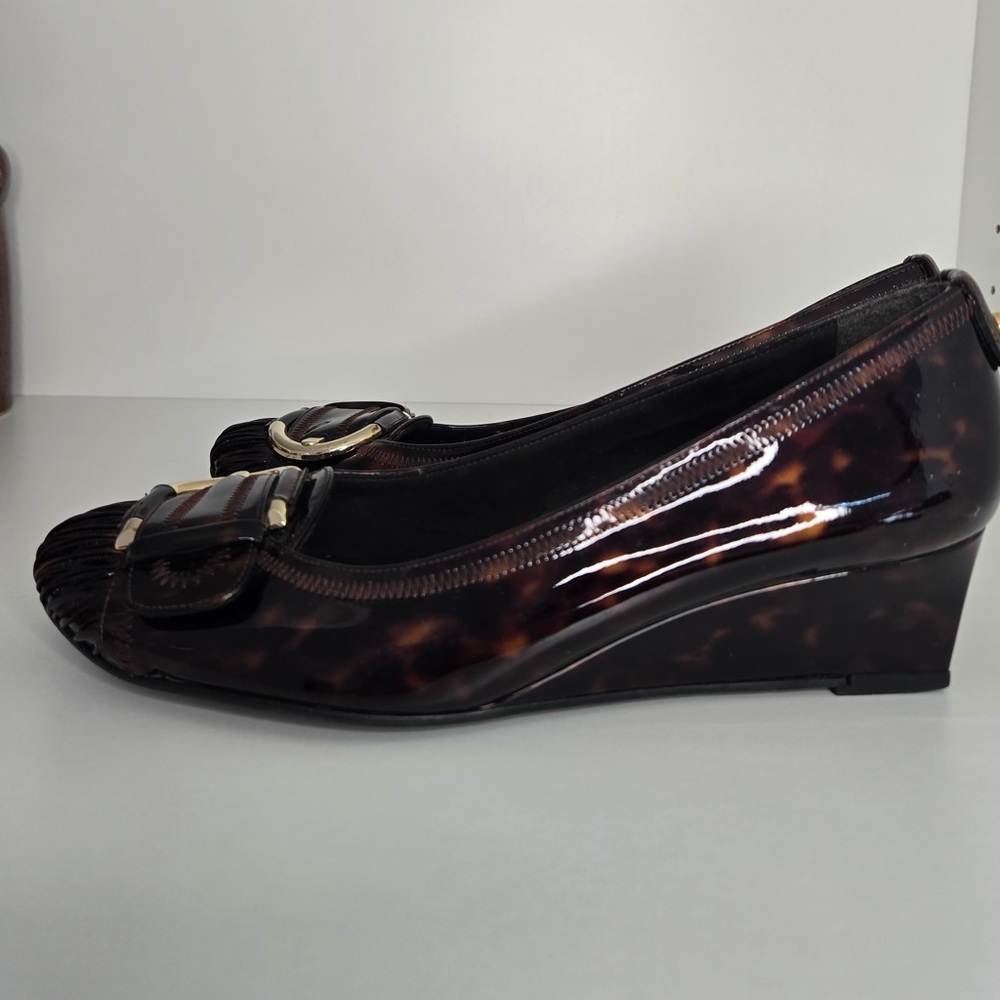 Stuart Weitzman Tortoiseshell Patent Leather Wedge Pumps | Size 7| Made in Spain - Picture 10 of 15